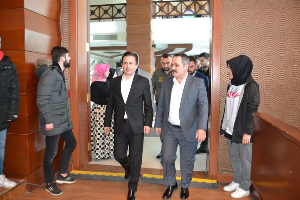 AK Parti Tuzla ilçe başkanlığı özel çocukların sevincine ortak oldu