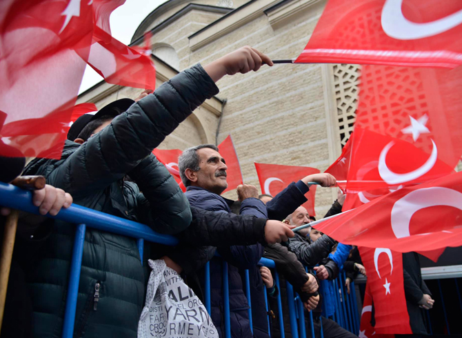Kurtulmuş: Pendik’te Ahmet Cin kardeşimizi belediye başkanı seçerek yolumuza devam edeceğiz 