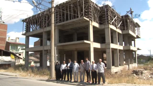 Bu da İnşaat Bank vakası: Ev yapacağım vaadi ile yüzlerce kişiyi dolandırdılar