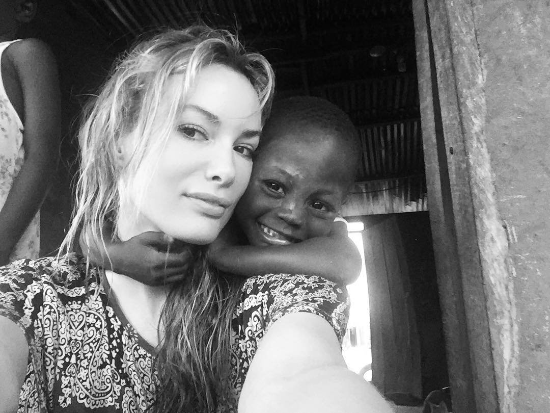 Gamze Özçelik kimdir? Gamze Özçelik tesettürlü fotoğrafları