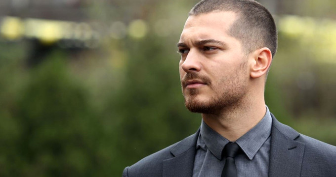 Duygu Sarışın Kimdir | Çağatay Ulusoy İle Nasıl Barıştılar?