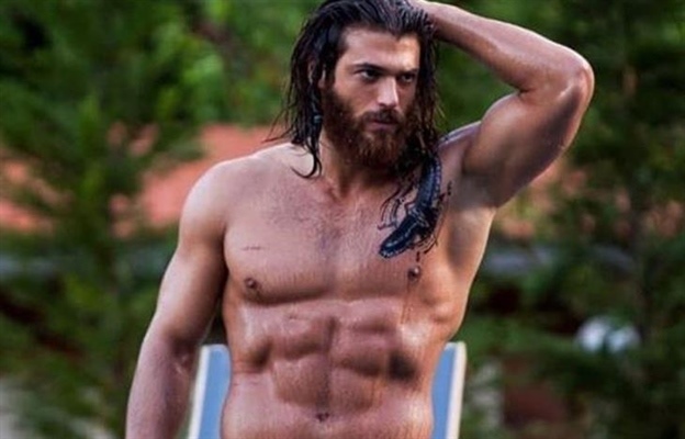 Can Yaman'dan eleştirilere ilk açıklama