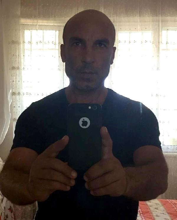 Canlı yayında intihar! 39 yaşındaki adam canlı yayında hayatına son verdi