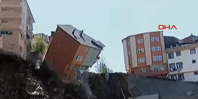 Kağıthane bina çökme videosu izle! Kağıthane'de bina nerede çöktü?
