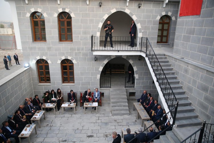 Başkan Erdoğan Diyarbakır'da Sur'ları gezdi