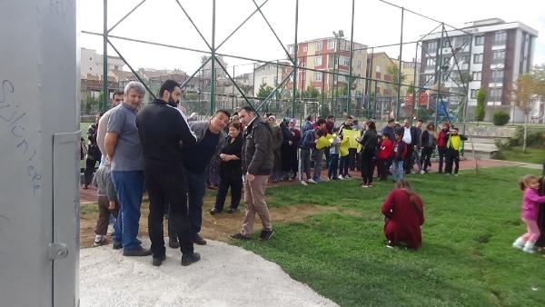 Pendik'te çocuk parkında baz istasyonu eylemi!