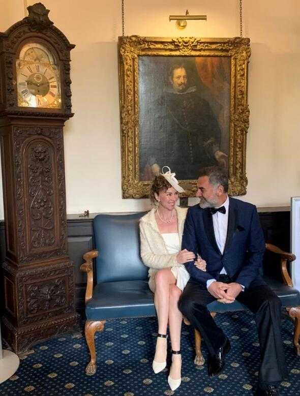 İnci Türkay ile Atilla Saral Londra'da evlendi