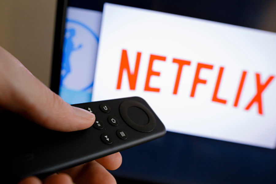 Netflix internet devi haline geldi!