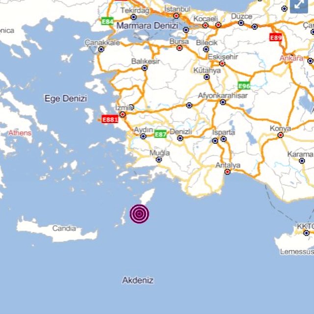 Akdeniz beşik gibi sallanıyor! Son 4 günde ikinci deprem!