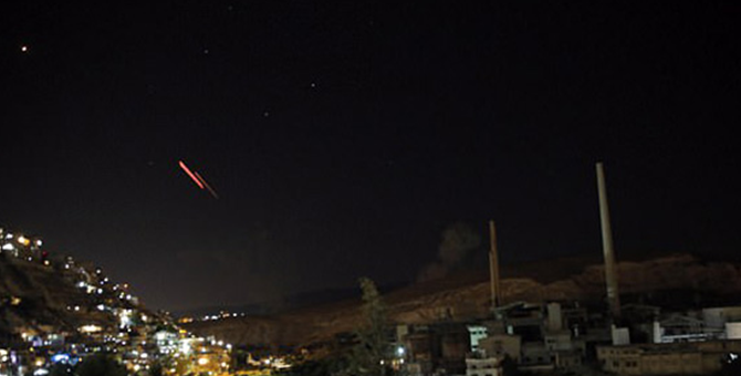 Suriye İnsan Hakları Gözlemevi açıkladı: "İsrail Suriye'de 42 kişiyi öldürdü"