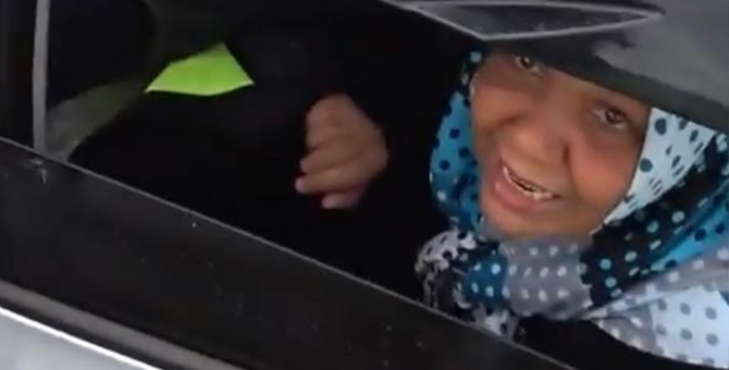 E-5'te sürücüler cop ve beyzbol sopasıyla kavga etti