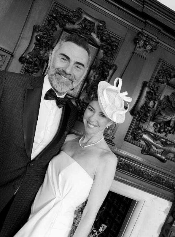 İnci Türkay ile Atilla Saral Londra'da evlendi