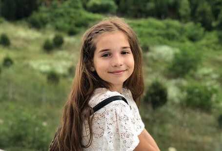 Masal Şatosu: Sihirli Davet fragman izle | Masal Şatosu: Sihirli Davet oyuncuları