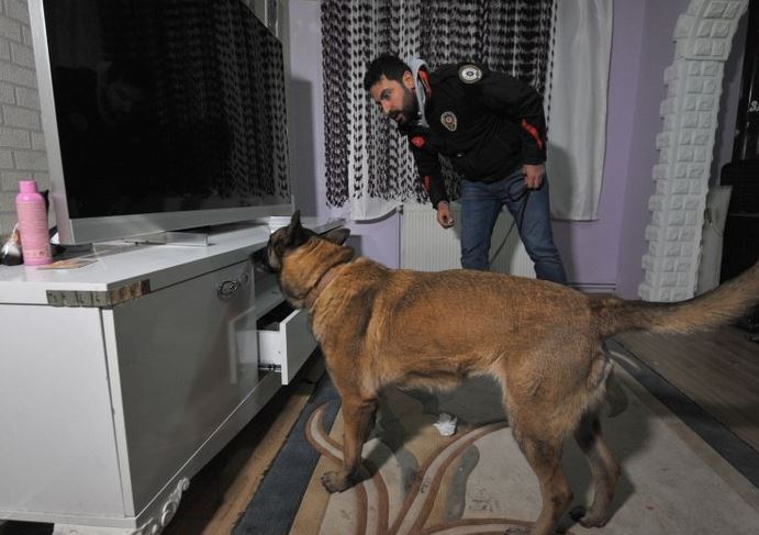 Bursa'da 4 bin polisle uyuşturucu ve terör operasyonu