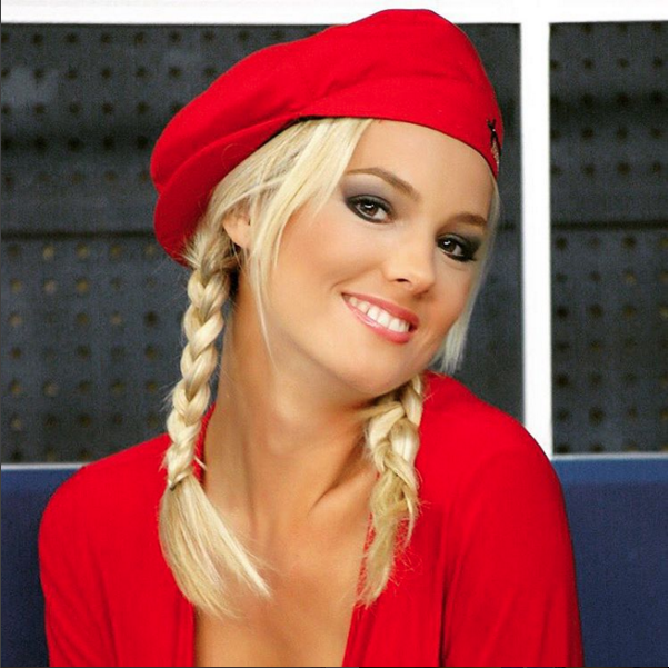 Şebnem Schaefer kimdir? Aslen nereli? Kaç yaşında? 