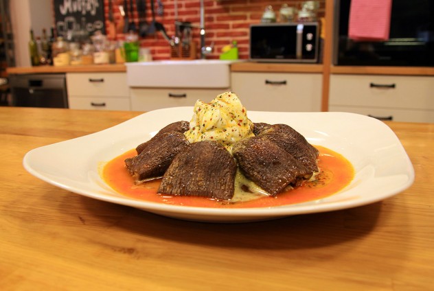 Gelinim Mutfakta kuşbaşı etli kuru dolma | Kuşbaşı etli kuru dolma nasıl yapılır?