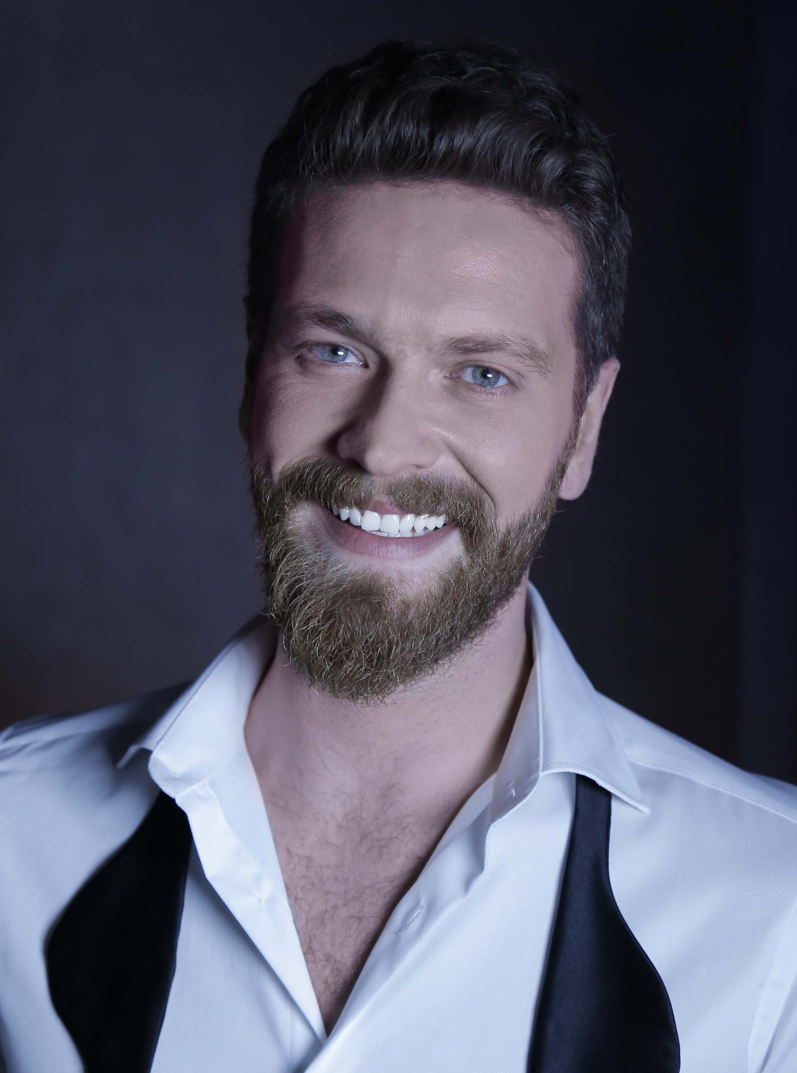 Engin Öztürk Kimdir | Nazlı Çelik ile Aşk mı Yaşıyor