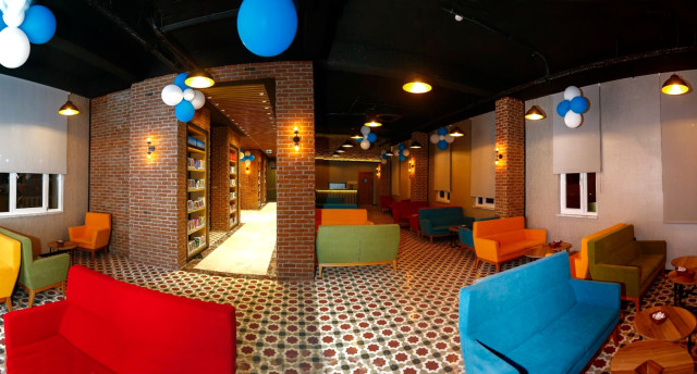 İlk Millet Kıraathanesi Sultanbeyli'de hizmete girdi