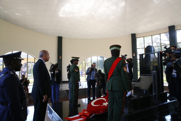 Başkan Erdoğan'a muhteşem karşılama