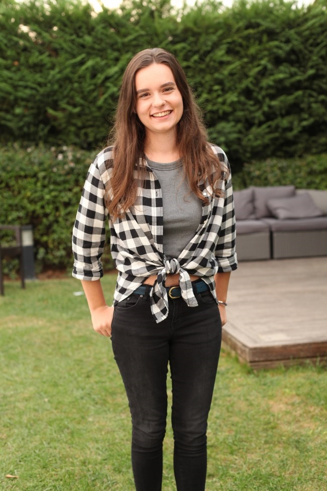 Ece Hakim kimdir? Ece Hakim'den takipçisinin 'soytarılık' mesajına tepki