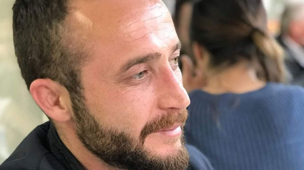 Kaza geçiren eşinin patronuna yardım etmek isterken aldatıldığını öğrendi!