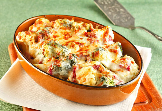 Brokolili tavuklu graten nasıl yapılır? | Gelinim mutfakta Brokolili tavuklu graten