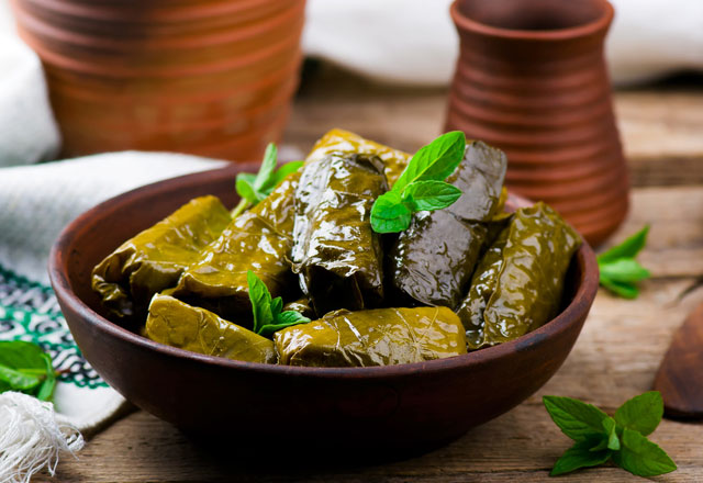 Zeytinyağlı Yaprak Sarma nasıl yapılır? Zeytinyağlı Yaprak Sarma tarifi