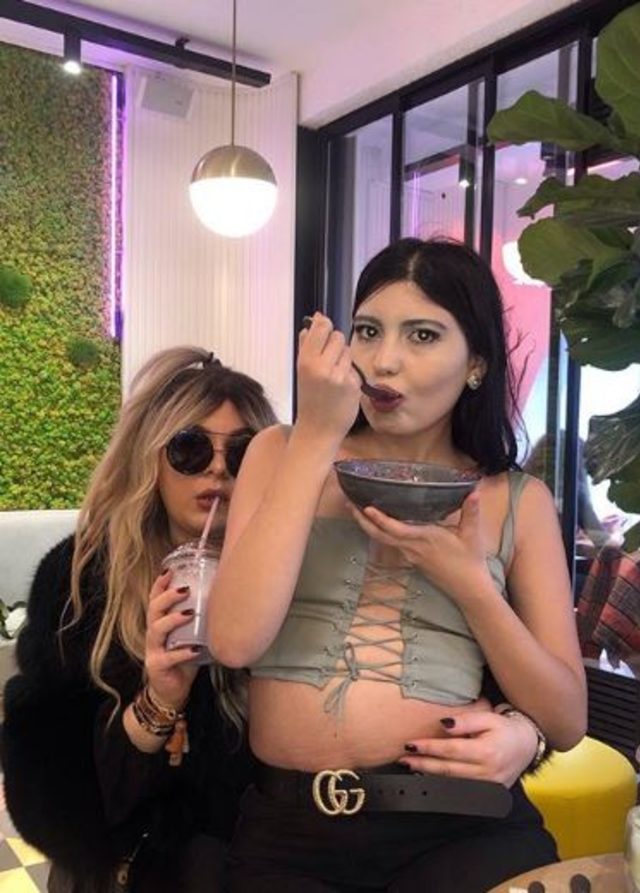 Bahar Candan'ın göbeği sosyal medyayı salladı