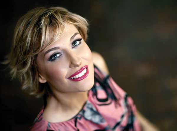 Gülse Birsel'in Yeni Dizisi 'Jet Sosyete' | Dizide Kimler Var 