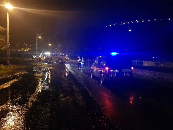 Gaziantep'te petrol boru hattına yıldırım düştü! Mahalle boşaltıldı