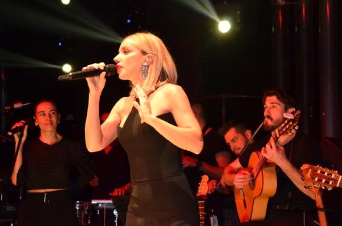 Gülşen: Sahnede en çok ben kazanıyorum