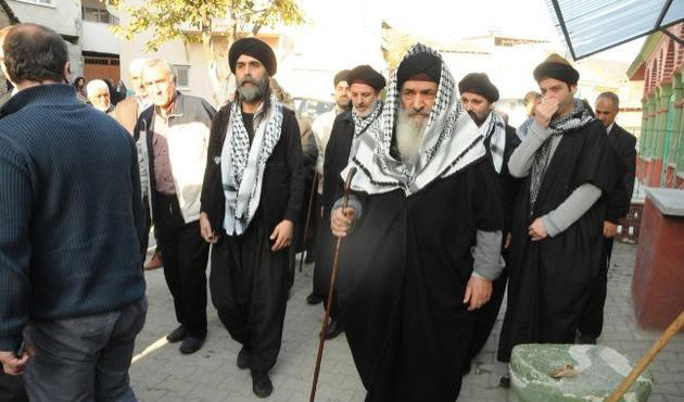 Aczmendi Şeyhi Müslüm Gündüz Kimdir