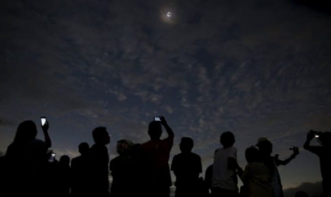 Küsuf ne demek? Husuf ne demek? Küsuf ve Husuf namazı nasıl kılınır?