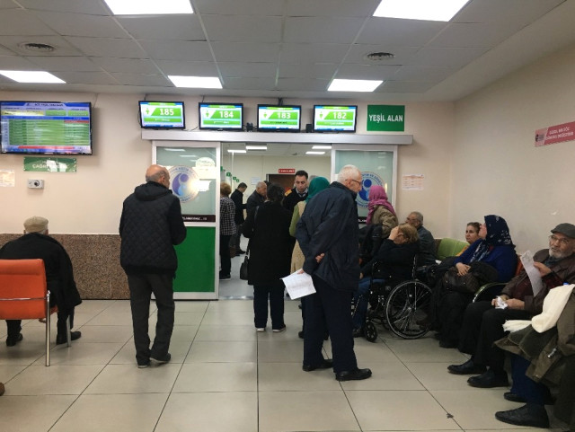 Virüsü Kapan Hastanelere Koştu | İstanbul'da Kırmızı Alarm