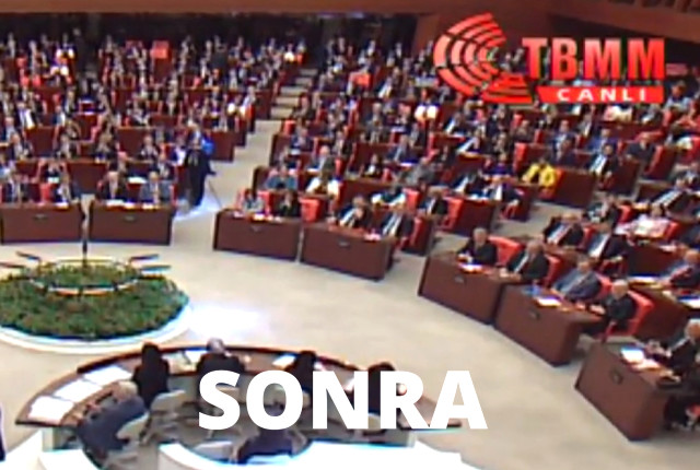 HDP'li Pervin Buldan ve ekibi İstiklal Marşı'ndan sonra Meclis'e geldi