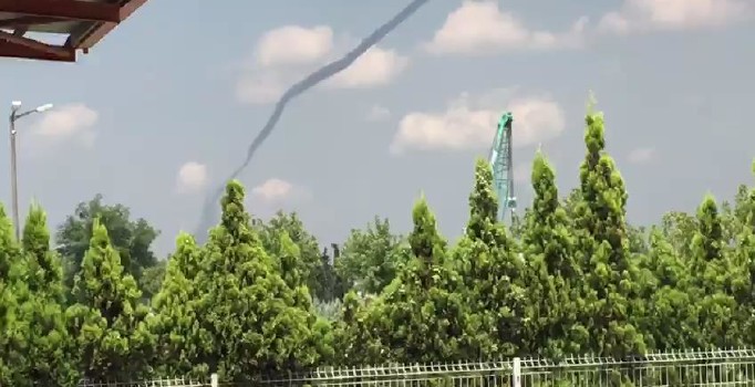 Tuzla'da hortum paniği!