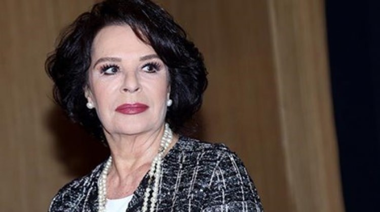 Hülka Koçyiğit'in ayağı kırıldı!