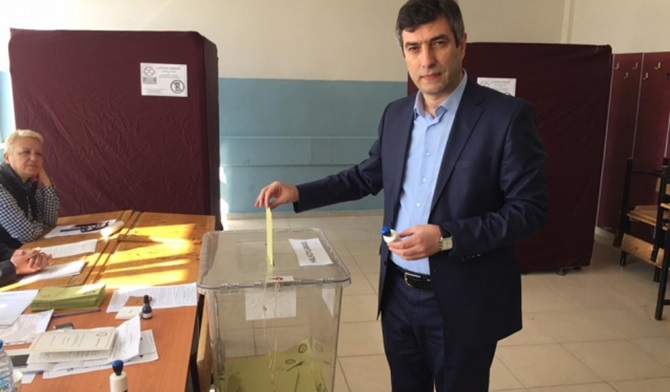 AK Parti Şile ilçe başkanı İlhan Ocaklı kimdir, Aslen nerlidir, Kaç yaşındadır, Mesleği nedir?