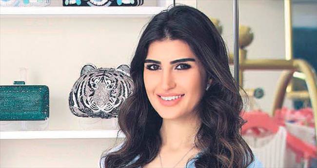 İdil Fırat kimdir, kaç yaşındadır | İdil Fırat, Mert Fırat ile sevgili mi