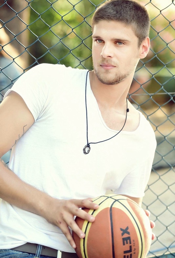 İdris Nabi Taşkan Kimdir | Arap Kadınlar Taşkan'a Ne Yaptı