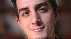 Ruhi Çenet Kimdir | Youtube Fenomeni Trafik Kazası Geçirdi