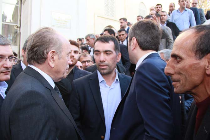 img_0990.jpg img_0990.jpg