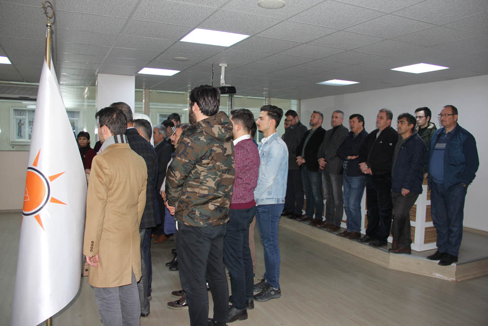 Ak Parti Tuzla ilçe Başkanlığının Tuzla'da Yayılan Kokular Hakkındaki Basın Açıklaması 