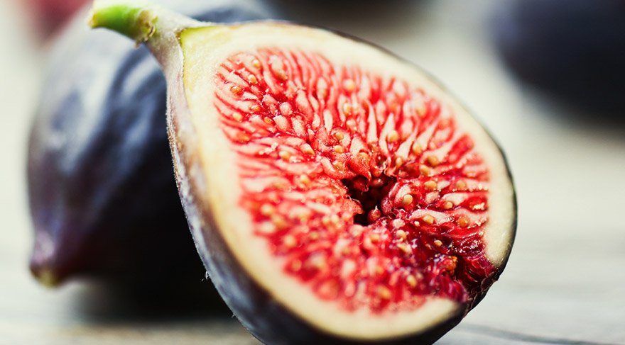 İncirin faydaları ve zararları nelerdir? İncir neye iyi gelir?