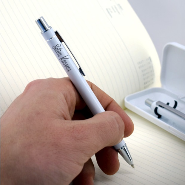 14 Şubat Sevgililer Günü hediye fikirleri | Erkeğe Sevgililer Günü hediyesi ne alınır?