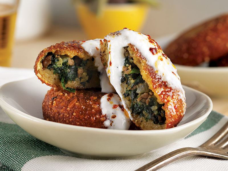 Ispanaklı İçli Köfte nasıl yapılır? Ispanaklı İçli Köfte tarifi