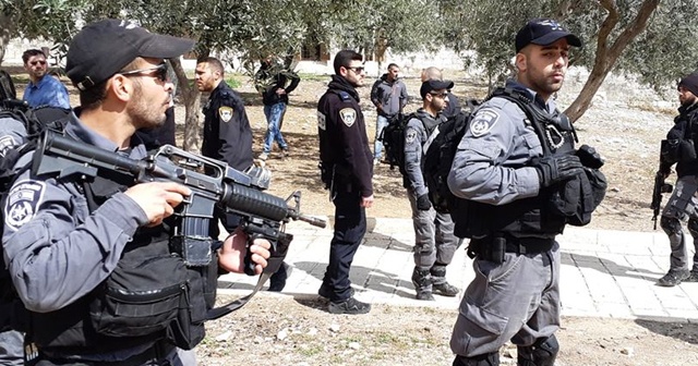 İsrail'den Mescid-i Aksa'ya skandal saldırı!