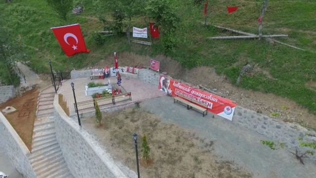 Erdoğan'dan Trabzon'da şehit edilen Eren Bülbül'ün ailesine ev