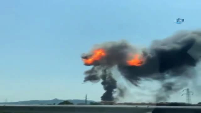 İtalya'nın Bolongo kentinde havaalanında patlama meydana geldi!
