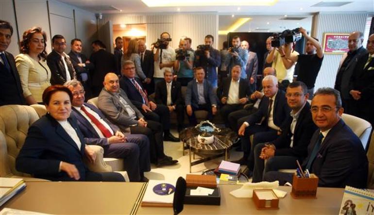 15 Vekilin İYİ Parti'ye Geçmesi Ardından Akşener'den İlk Açıklama